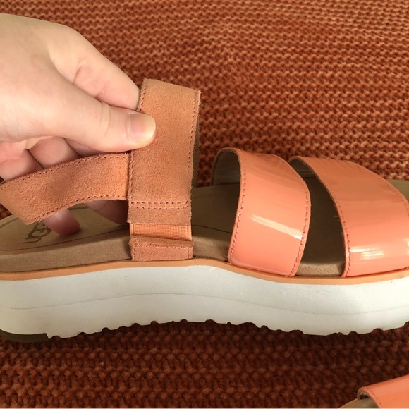 UGG Braelynn Leather Platform Sandals Size 7 - Picture 8 of 14